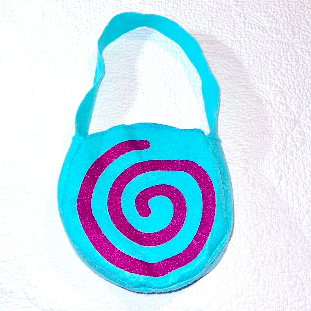 NWOT Kid’s Glittery Costume Bag